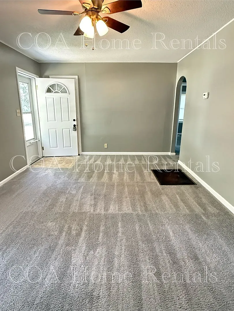 South East Wichita Home — Photo 2
