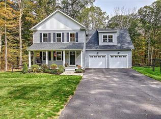 296 Twin Brook Ln, Coventry, RI 02816