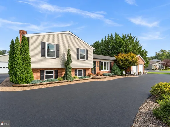 12826 Greensburg Rd, Smithsburg, MD 21783