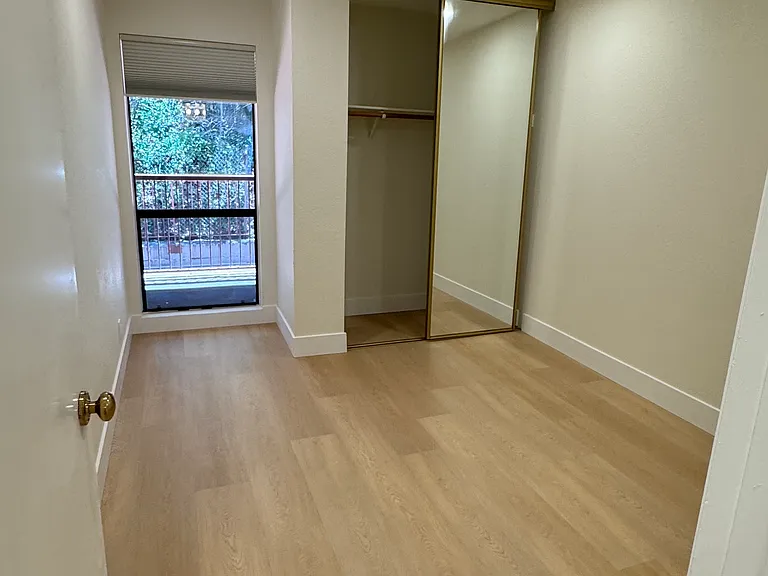 1600 Carmel Dr — Photo 5