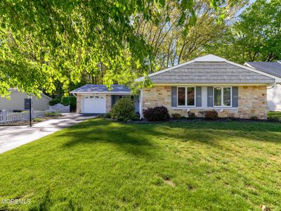 33 Imperia Place, Aberdeen, NJ, 07747