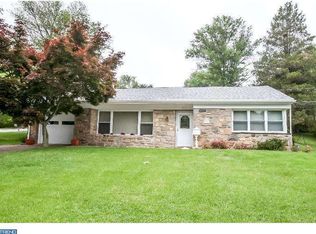 100 Thomas Ave, Broomall, PA 19008