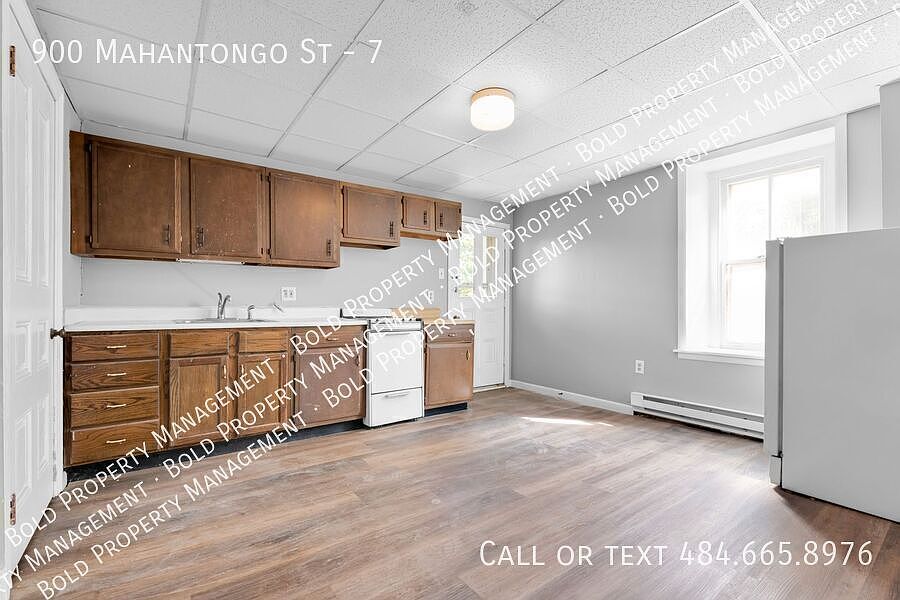 1st image of 900 Mahantongo St #7