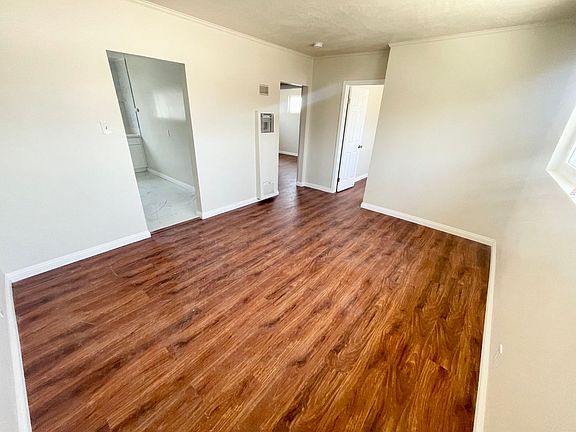 3rd image of 1716 Vine St #1718-C