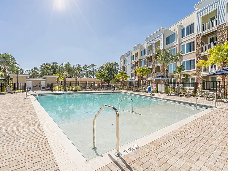Sandpiper Glen 62+ Apartments — Photo 6