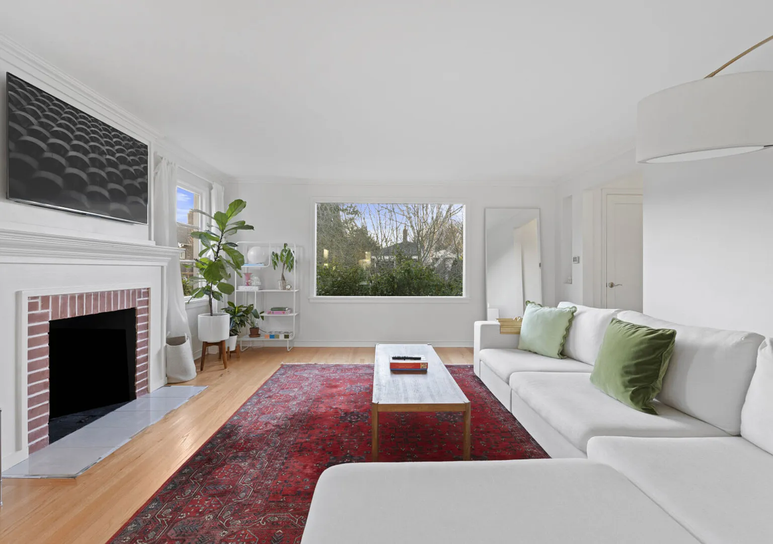3BR 2BA Ballard Blue, Seattle — Photo 1