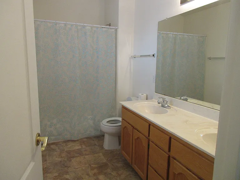 1737 W Corte De Cajamarca — Photo 16