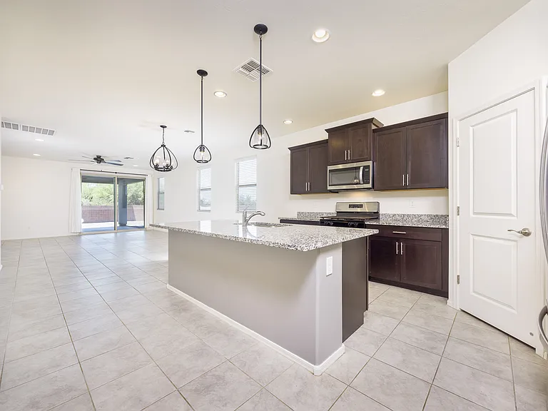 12195 W Amarissa Dr — Photo 4