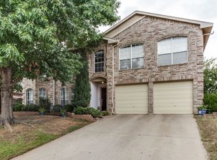 2060 Driskell Dr, Corinth, TX 76210