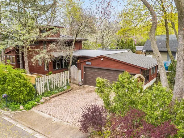 2219 Page Ave, Ann Arbor, MI 48104