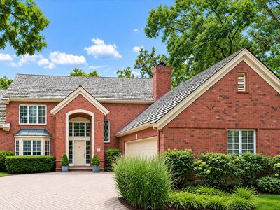 1 Regent Wood Rd, Northfield, IL, 60093