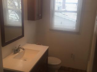 37 Greenwood St, Westfield, MA 01085
