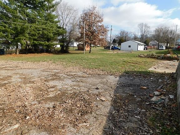 5th image of 400 S Jackson St