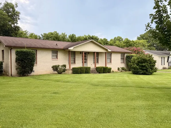 229 Robin Hood Rd, Pulaski, TN 38478
