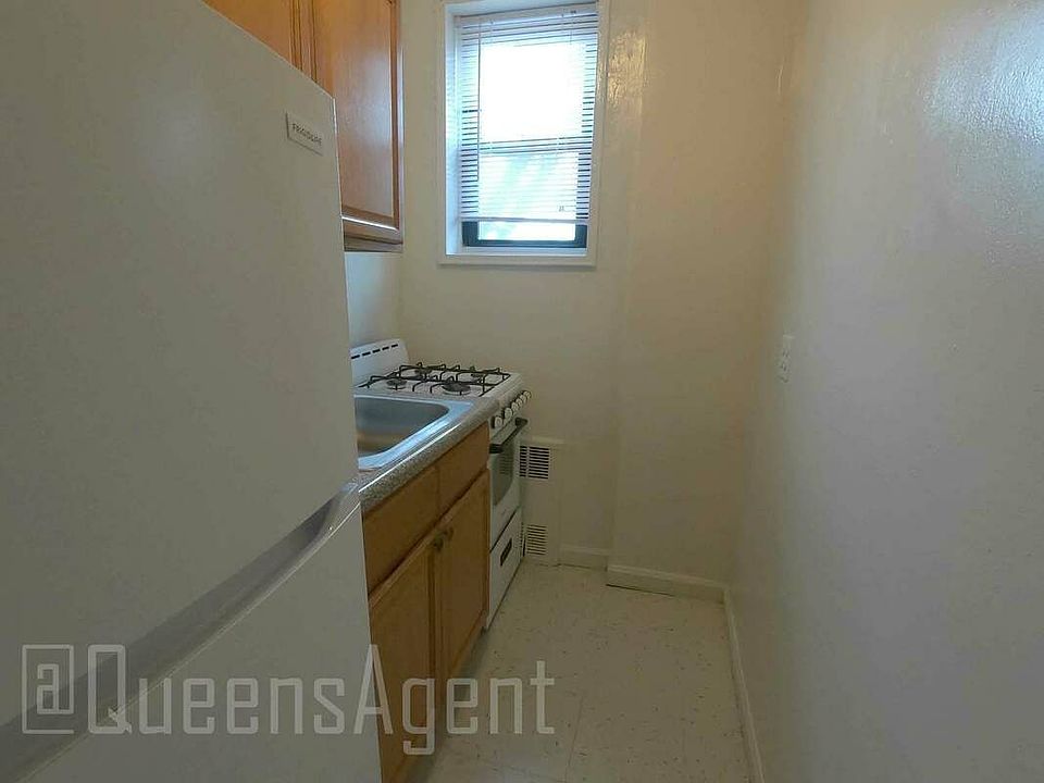 2nd image of 105-10 62nd Rd #4