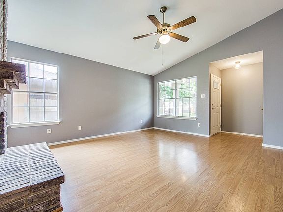 5th image of 15542 Knollglade