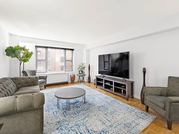 310 Lexington Ave APT 10F, New York, NY 10016