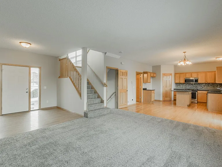 1760 Wyndam Dr — Photo 36