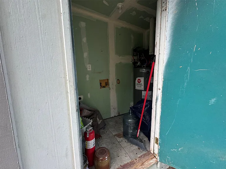 5007 Heflin Ln — Photo 24
