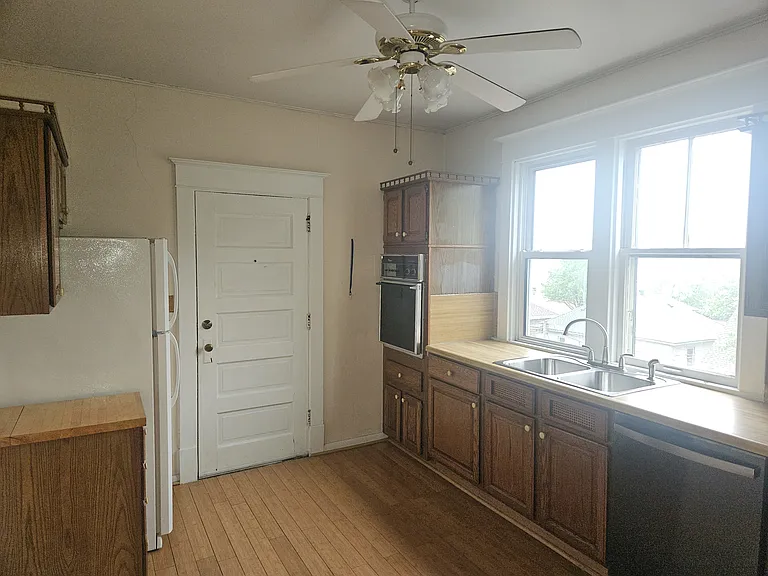 418 S 4th St #6 — Photo 18