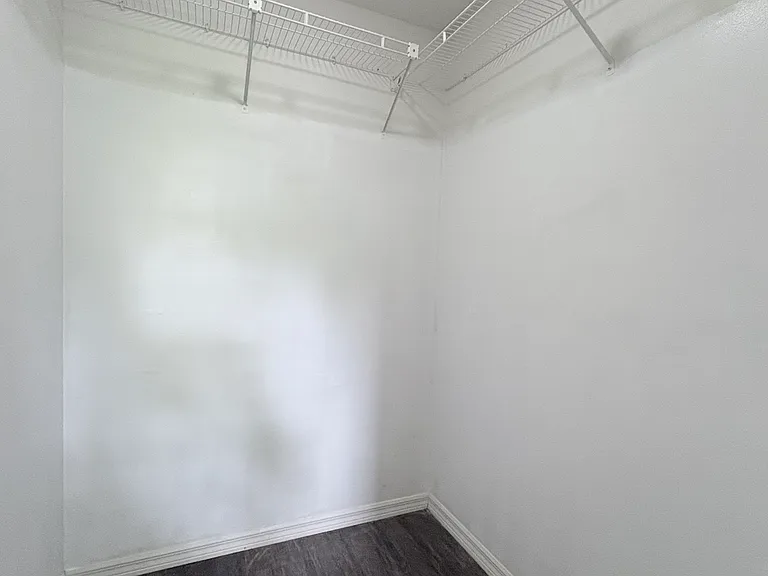 1019 Kelsey Ave — Photo 15