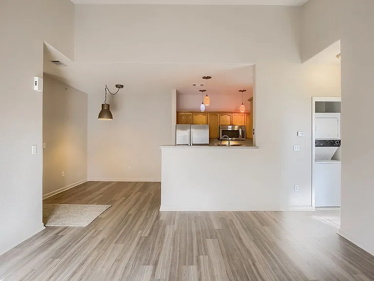 9622 W Coco Cir #304 — Photo 5