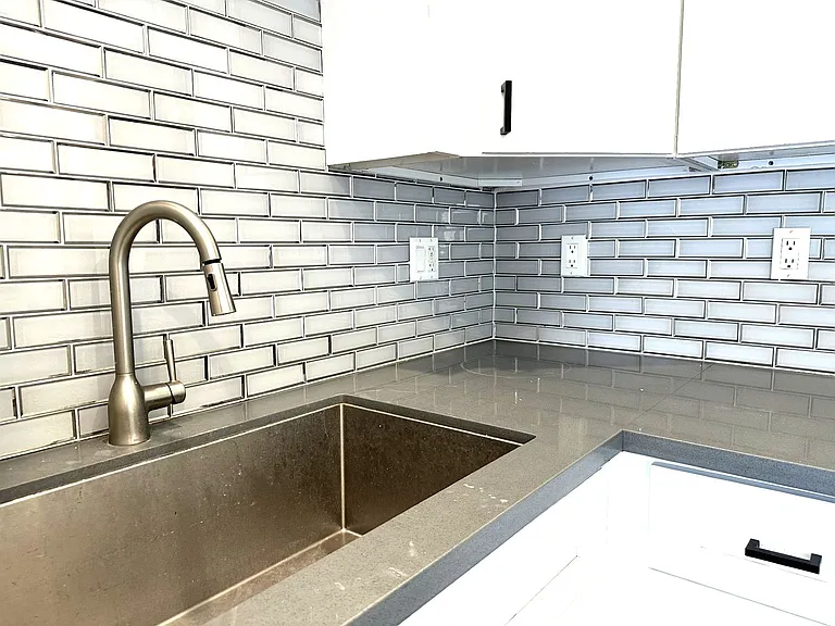Beautifully Remodeled Property in Prime North Park Location — Photo 15