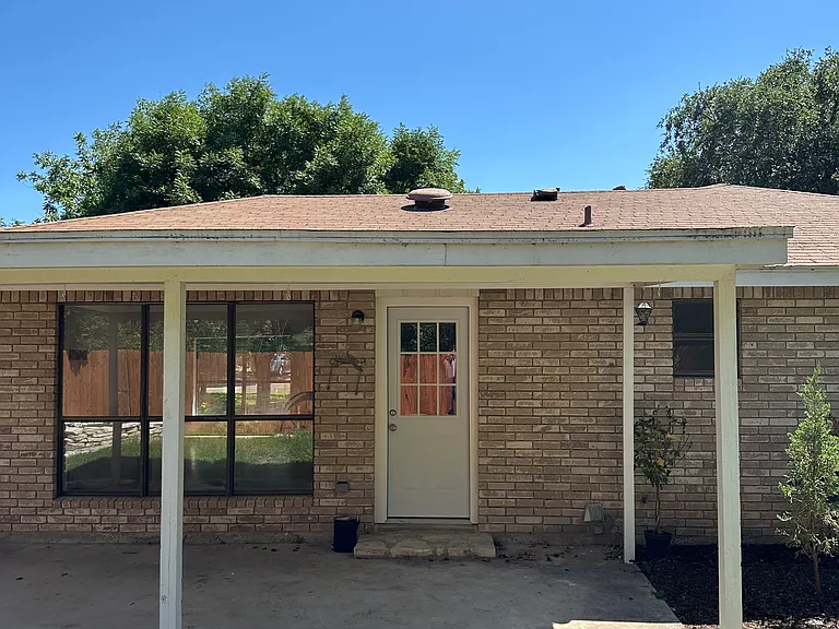 806 Lloyd Dr — Photo 6