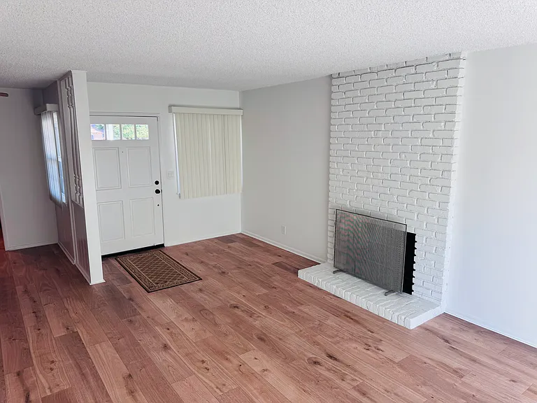 11938 Susan Ave — Photo 3