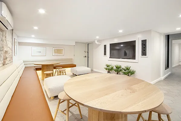 Rented by Abode Residential LLC | media 12