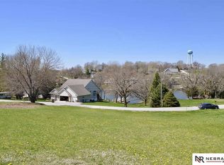 8525 Riverdale Rd, Plattsmouth, NE 68048