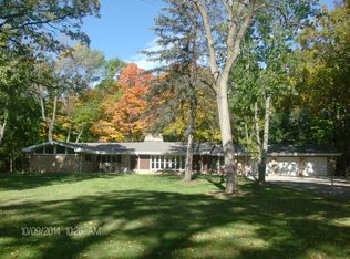 23670 N Elm Rd, Lincolnshire, IL 60069