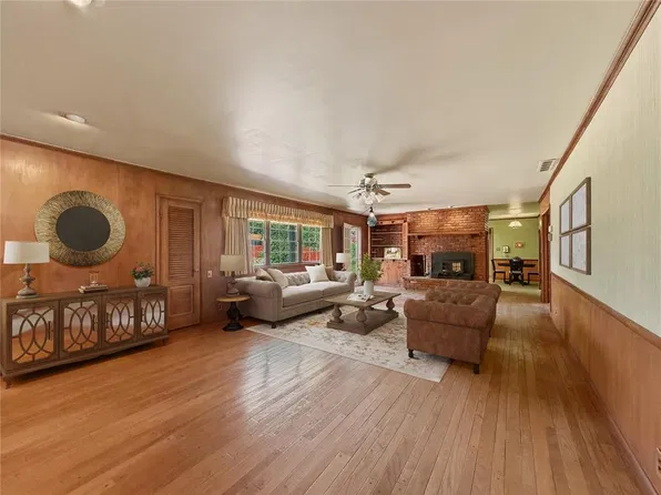 1404 Rinehart Dr, El Reno, OK 73036
