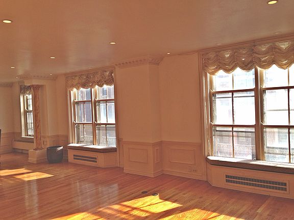 4th image of 3400 N Lake Shore Dr. #3C