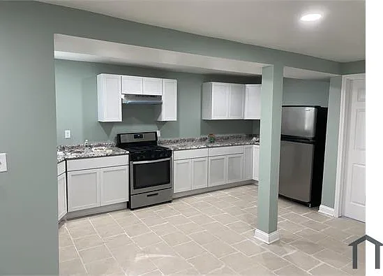 4051 W Van Buren St — Photo 5