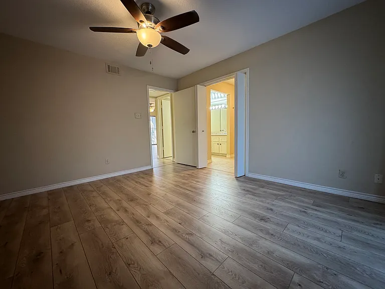 1121 Signal Ridge Pl — Photo 17