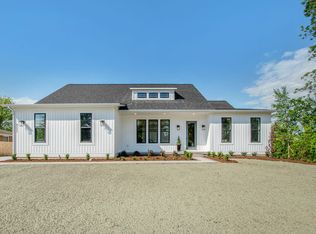 116 Kara Ct, Rockford, MI