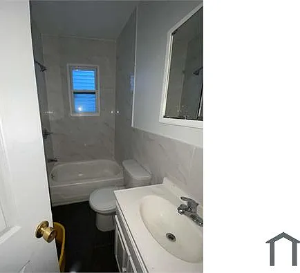 34 Van Cortlandt Park Ave #2L — Photo 5