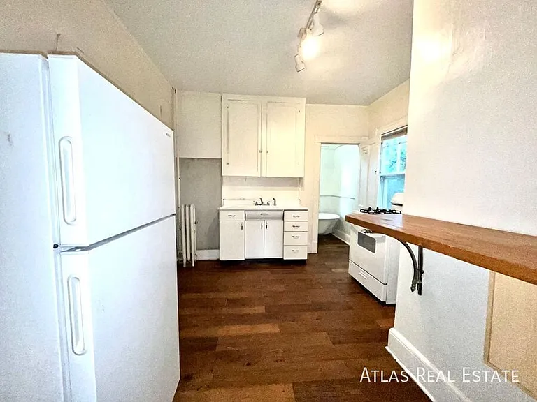 604 N Weber St #4 — Photo 7