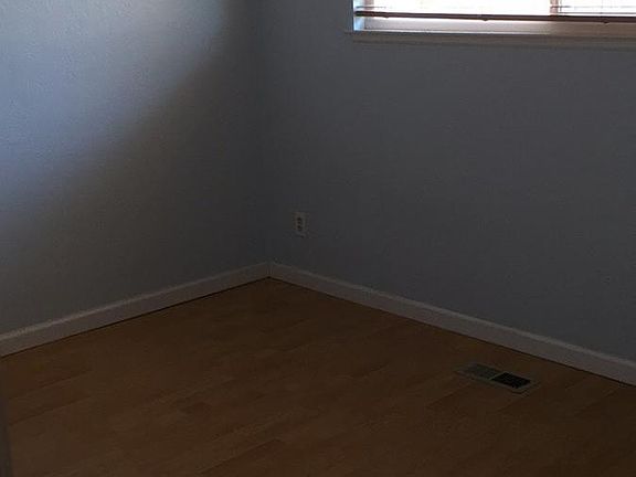 2nd image of 1464 Jenvey Ave