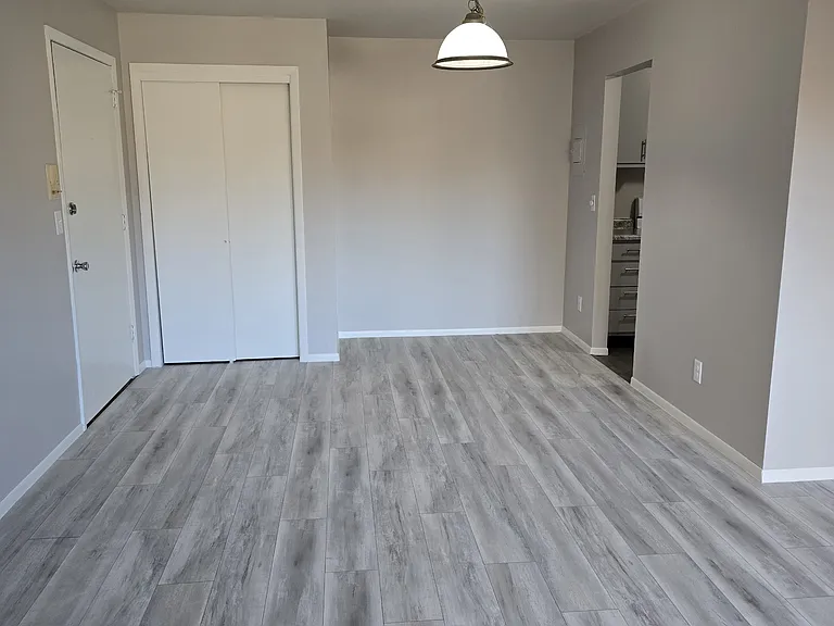 454 S Saint Bernard Dr #3 — Photo 3