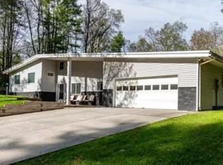 356 N Grove St, Rutland, VT 05701