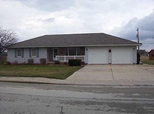 417 S Main St, Mendon, OH 45862