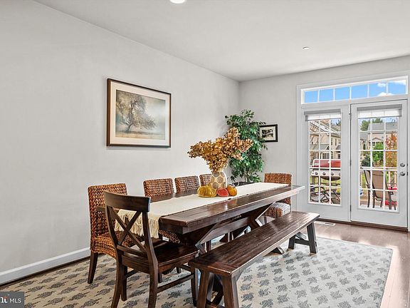 5th image of 19237 Abbey Manor Dr