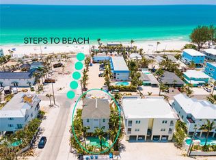 2201 Avenue C, Bradenton Beach, FL 34217