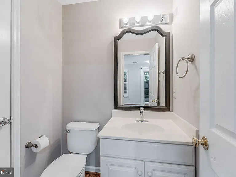 11485 Waterhaven Ct — Photo 10