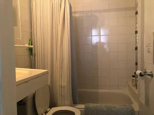 Rented by Douglas Elliman | media 22