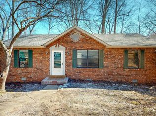1055 Hollis Ln SE, White House, TN 37188