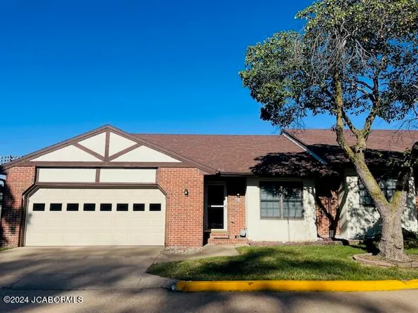 1310 Swifts Hwy APT F101, Jefferson City, MO 65109