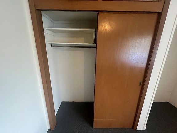 4th image of 2170 Allen Blvd #6